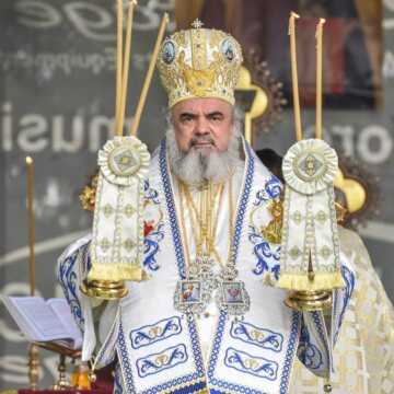 Patriarhul Daniel la Manastirea Ghighiu la Sarbatoarea Izvorului Tamaduirii