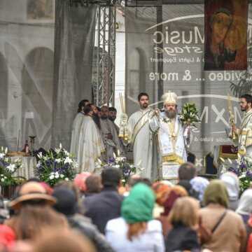 Patriarhul Daniel la Manastirea Ghighiu la Sarbatoarea Izvorului Tamaduirii