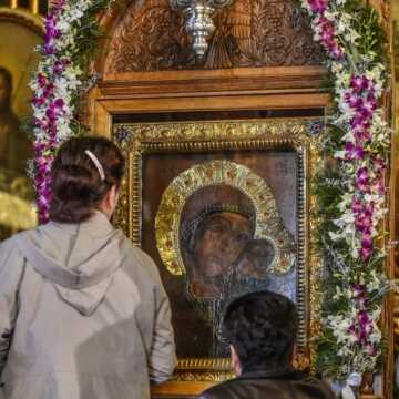Patriarhul Daniel la Manastirea Ghighiu la Sarbatoarea Izvorului Tamaduirii