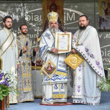 Patriarhul Daniel la Manastirea Ghighiu la Sarbatoarea Izvorului Tamaduirii