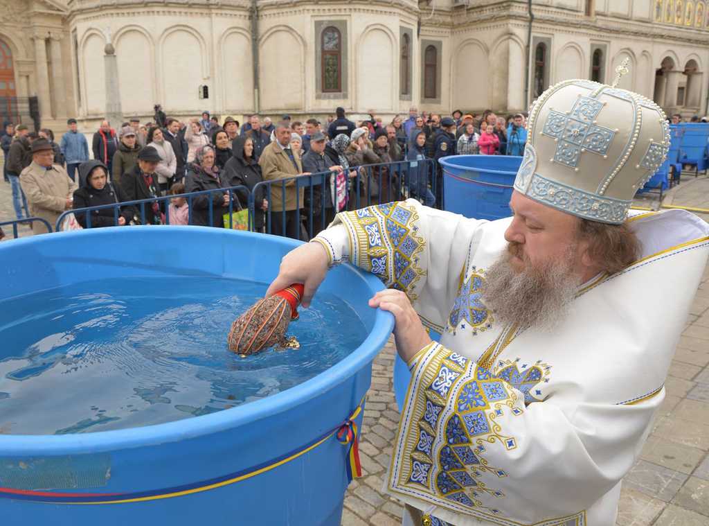 2017.04.21 - Izvorul tamaduirii, catedrala patriarhala - 316