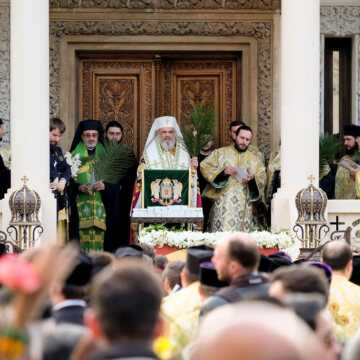 Patriarhul Daniel la Pelerinajul de Florii, Bucuresti, Invierea Domnului, Postul Mare, PS Timotei, PS Varlaam, preoti (25)