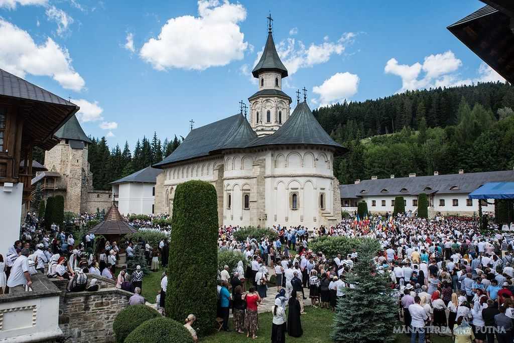 Patronal Feast of Putna Monastery | 'St Stephen is like the angels, whom he amazed by his bravery', HE Archbishop Pimen says