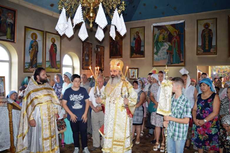 PS Antonie de Orhei la parohia Sfintii Brancoveni din Ialoveni 23 iulie 2017 (2)