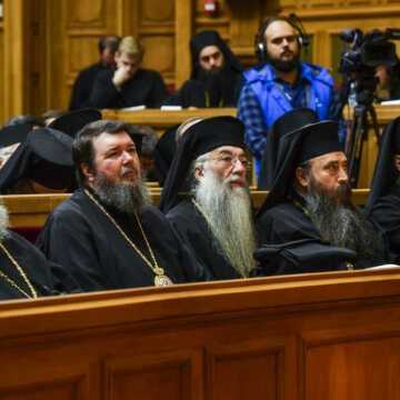 Sedinta_Sfantul_Sinod_PF_Daniel_Kirill_Anastasie_Rastislav