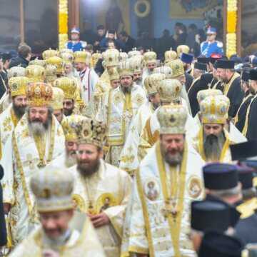 Liturghie_hram_Catedrala_Patriarhala_PF_Daniel_Kirill_Anastasie_Rastislav