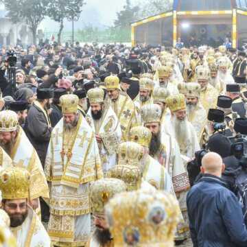 Liturghie_hram_Catedrala_Patriarhala_PF_Daniel_Kirill_Anastasie_Rastislav