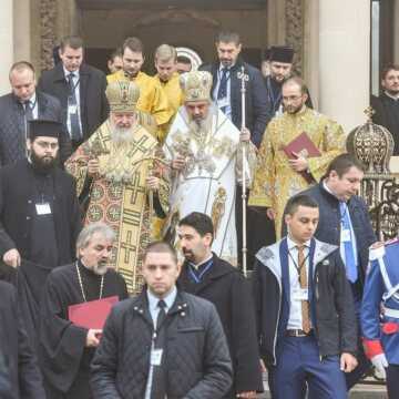 Liturghie_hram_Catedrala_Patriarhala_PF_Daniel_Kirill_Anastasie_Rastislav (1)
