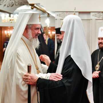Patriarhul Daniel si delegatia BOR a ajuns in Rusia