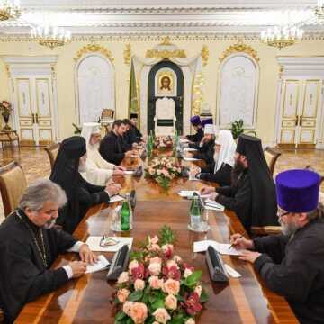 Patriarhul Daniel s-a intalnit cu Patriarhul Kiril