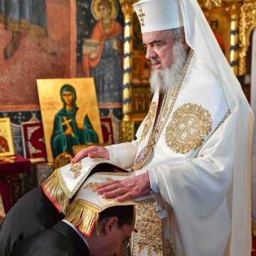 Patriarhul Daniel a hirotesit