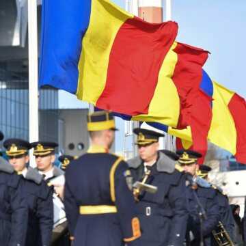 IPS_Nifon_la_sosirea_in_Romania_a_trupului_Regelui_Mihai