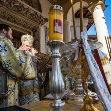 Patriarhul_Daniel_la_slujba_Botezului_Domnului