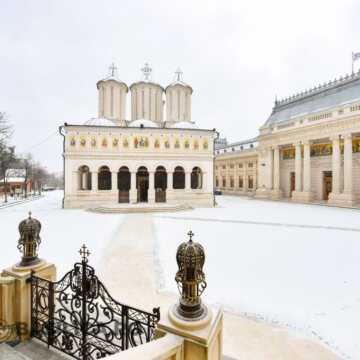 Ansamblul_Patriarhal_iarna_Patriarhia_Romana_Dealul_Patriarhiei