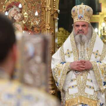 Patriarhul_Daniel_la_Botezul_Domnului_Catedrala _Patriarhala (1)
