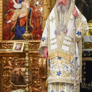 Patriarhul_Daniel_la_Botezul_Domnului_Catedrala _Patriarhala (1)