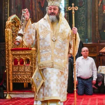 Patriarhul_Daniel_PS_Varlaam_PS_Ieronim_Duminica_Sfintei_Cruci_Catedrala_Patriarhala (21)