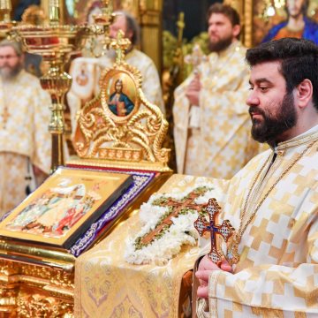 Patriarhul_Daniel_PS_Varlaam_PS_Ieronim_Duminica_Sfintei_Cruci_Catedrala_Patriarhala (24)